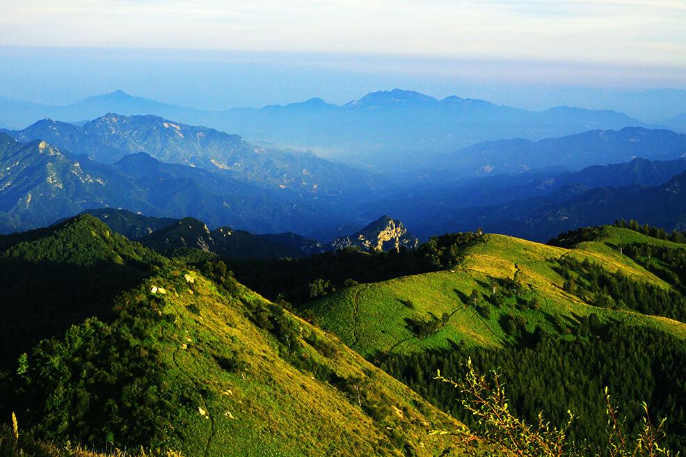 平山驼梁景色区